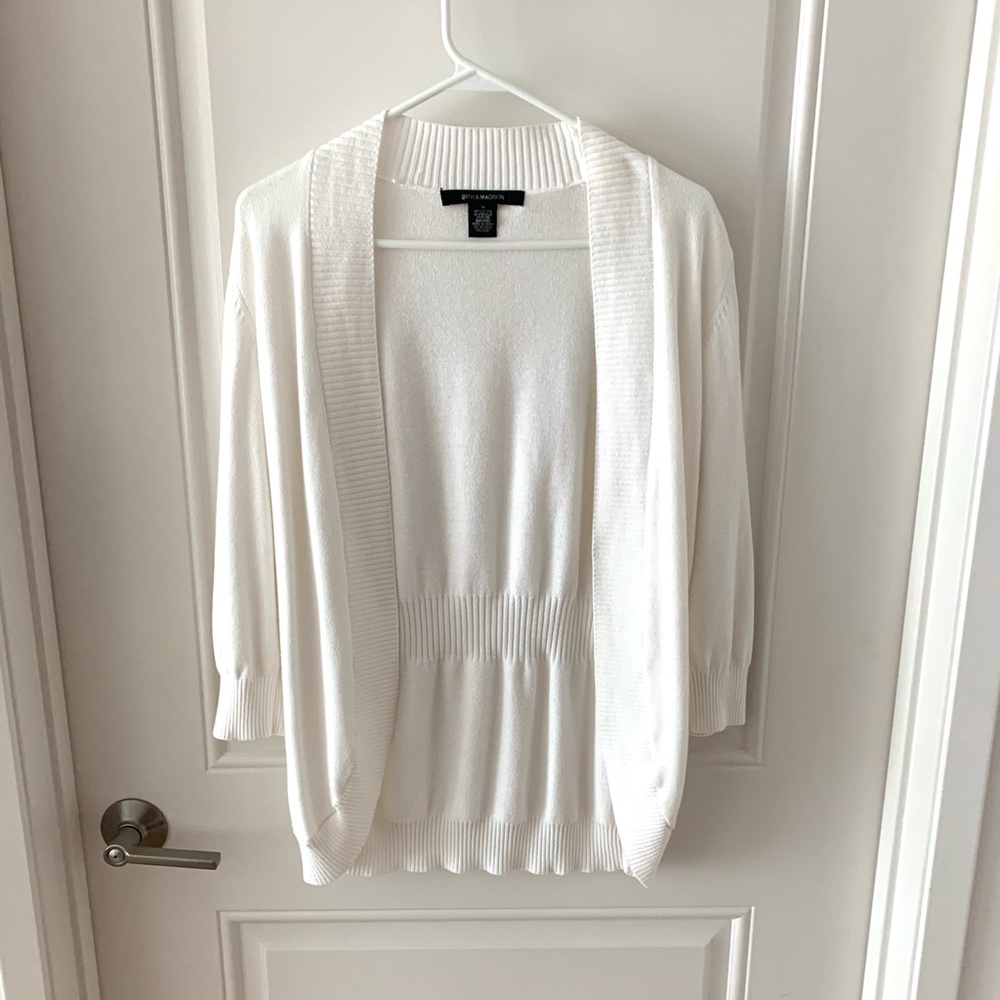 89TH &Madison sweater